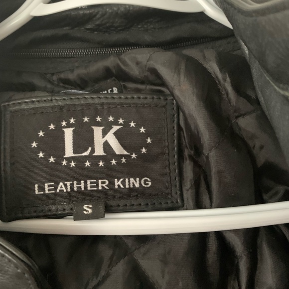 💯💕Leather motorcycle jacket - Picture 4 of 4